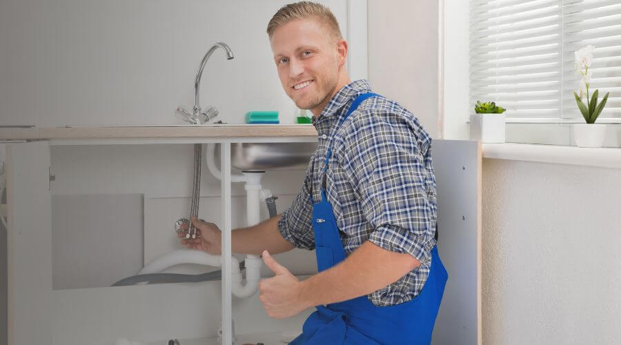 Expert burst pipe repair services in Raywood, TX